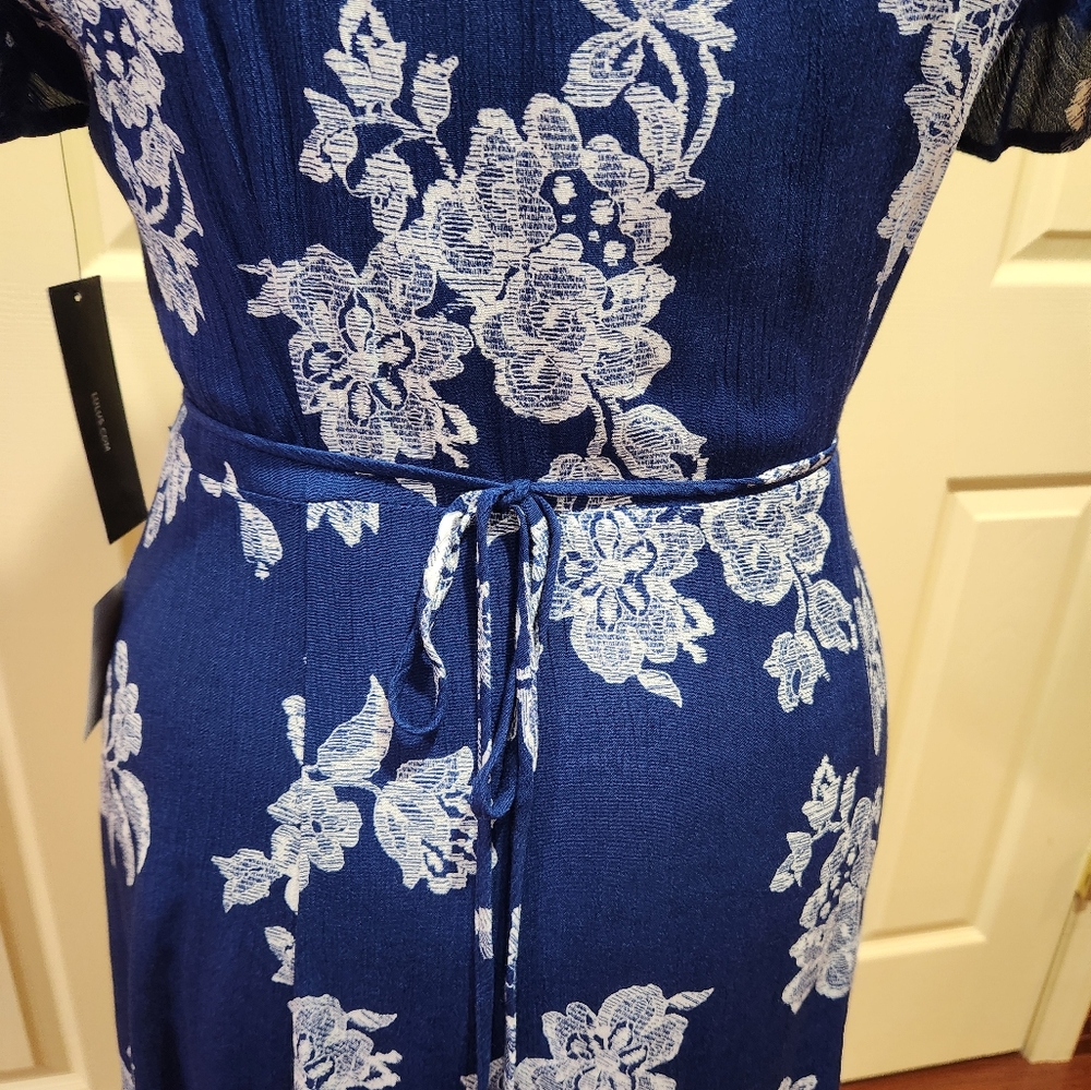 Lulu's Heart of Mardigold Navy Blue w White Floral Print Wrap Maxi Dress, M, NWT - Picture 8 of 9
